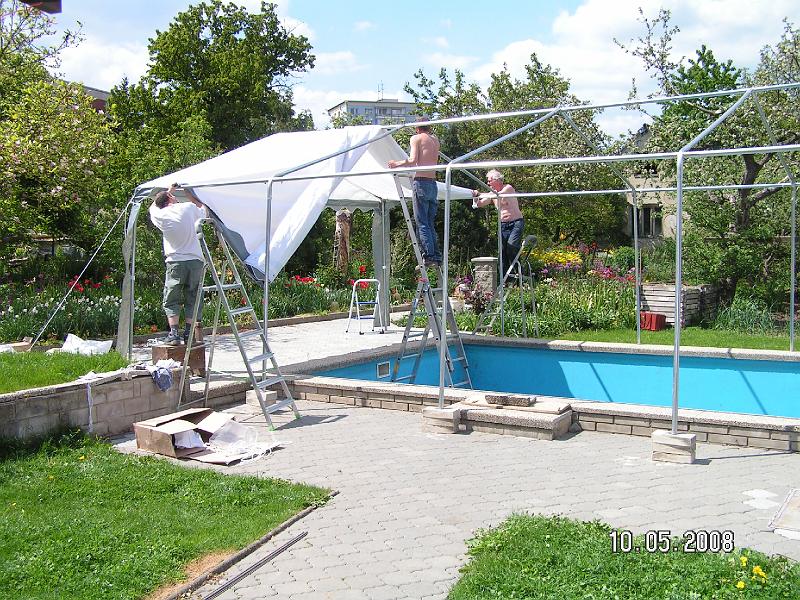 Stavba party stanu (4).JPG